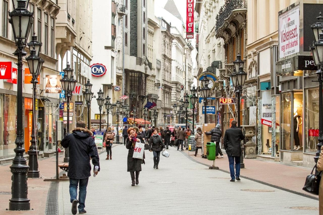 Cheerful Studio Budapest Downtown ภายนอก รูปภาพ